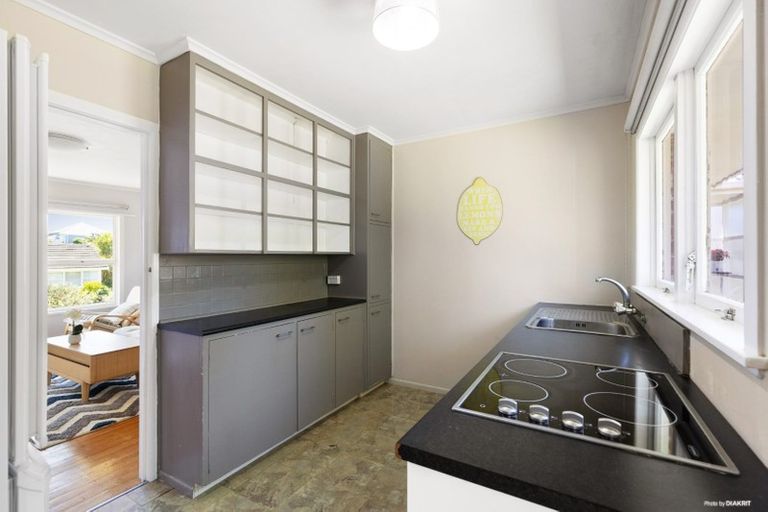 Photo of property in 3/53 Merani Street, Belmont, Auckland, 0622