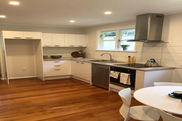 Photo of property in 52 Hay Street, Naenae, Lower Hutt, 5011