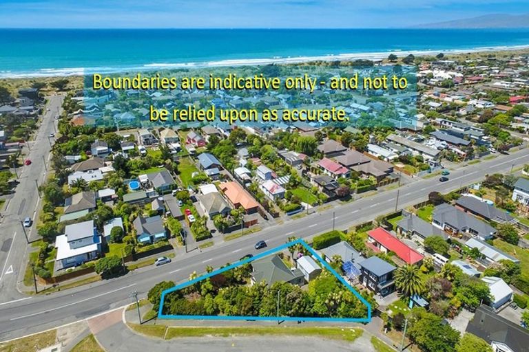 Photo of property in 8 Estuary Road, New Brighton, Christchurch, 8061