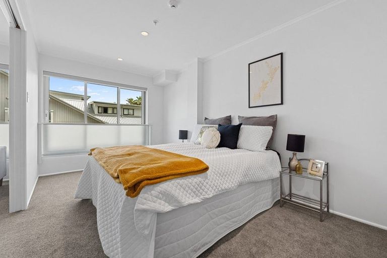 Photo of property in 4c/30 Westward Ho, Glen Eden, Auckland, 0602