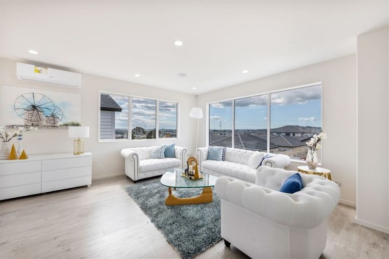 Photo of property in 100 Thomas Road, Flat Bush, Auckland, 2019