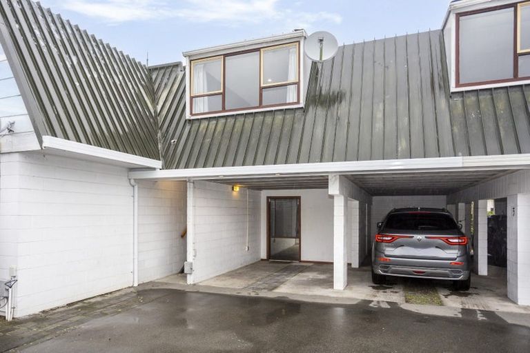 Photo of property in 3/43 Brockworth Place, Riccarton, Christchurch, 8011