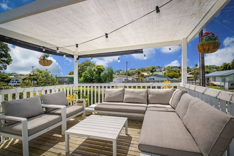 Photo of property in 113 Brightside Road, Stanmore Bay, Whangaparaoa, 0932