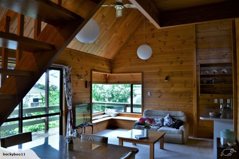 Photo of property in 2 Park Road, Paraparaumu Beach, Paraparaumu, 5032