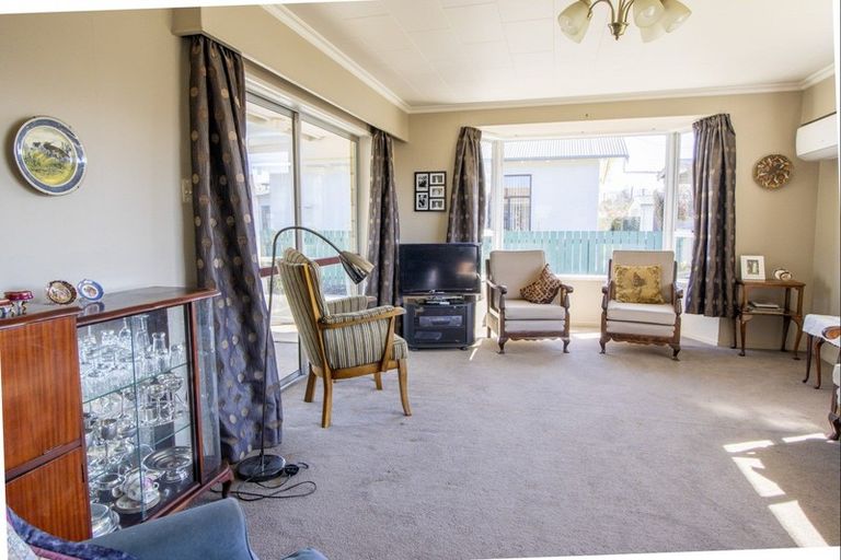 Photo of property in 25a Leonard Street, Waimate, 7924