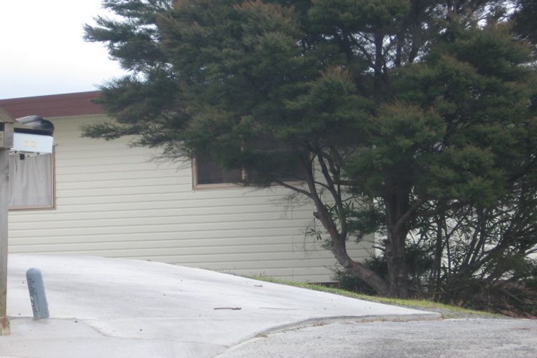 Photo of property in 32 Brunton Place, Glenfield, Auckland, 0629