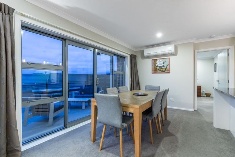 Photo of property in 55 Endeavour Drive, Whitby, Porirua, 5024