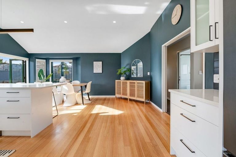 Photo of property in 108 Stanmore Bay Road, Stanmore Bay, Whangaparaoa, 0932