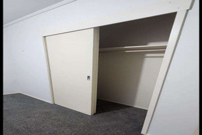 Photo of property in 1/190 Coronation Road, Hillcrest, Auckland, 0627