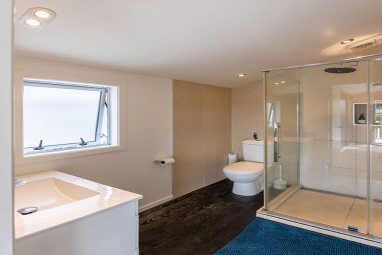 Photo of property in 38 Lynmore Drive, Hillpark, Auckland, 2102