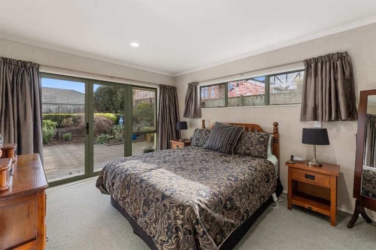 Photo of property in 44 Warwick Drive, Lynmore, Rotorua, 3010