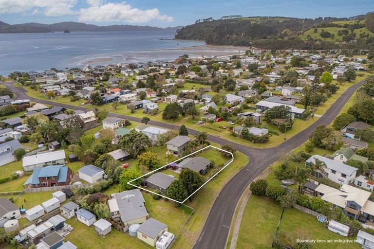 Photo of property in 29 Oyster Drive, Cooks Beach, Whitianga, 3591