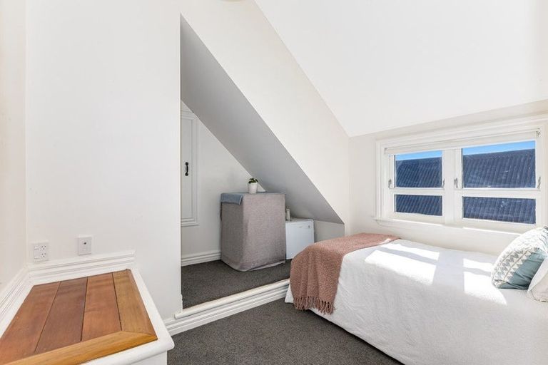 Photo of property in 27 Princess Terrace, Newtown, Wellington, 6021