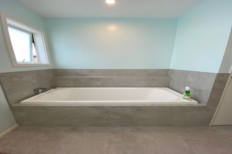 Photo of property in 1/47 Stanley Avenue, Milford, Auckland, 0620