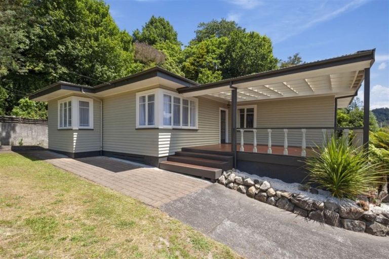 Photo of property in 11 Rangaroa Road, Taumarunui, 3920