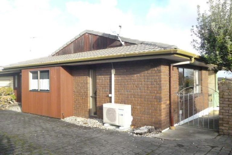 Photo of property in 4/54 Wellington Street, Howick, Auckland, 2014