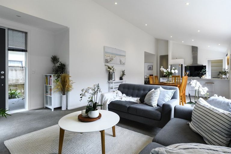 Photo of property in 14 Rire Hau Lane, Pyes Pa, Tauranga, 3112