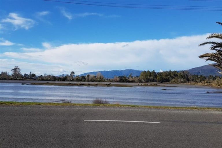 Photo of property in 124 Orowaiti Road, Westport, 7825