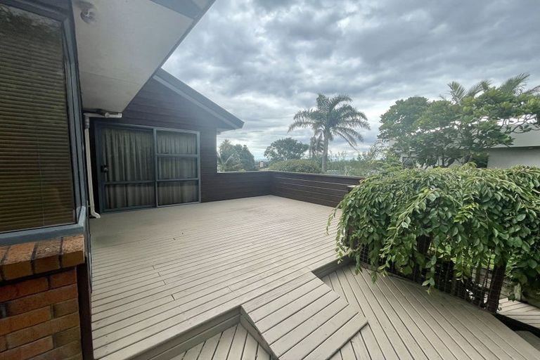 Photo of property in 35 Peretao Rise, The Gardens, Auckland, 2105