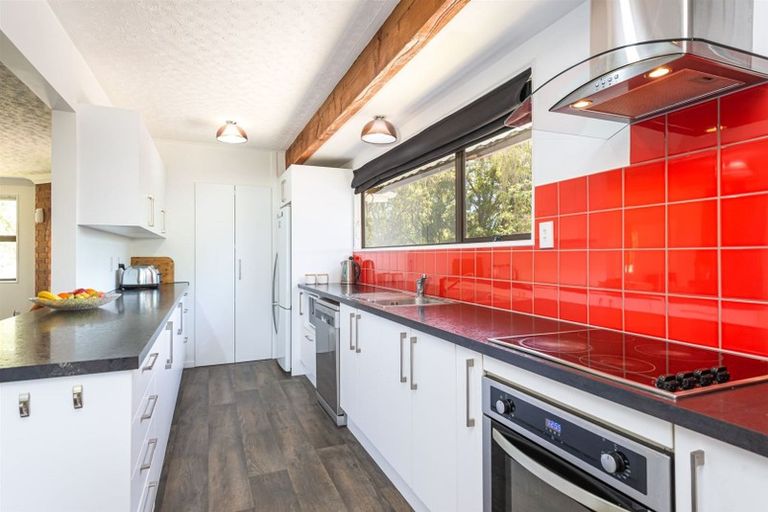 Photo of property in 36 Riverlaw Terrace, Saint Martins, Christchurch, 8022