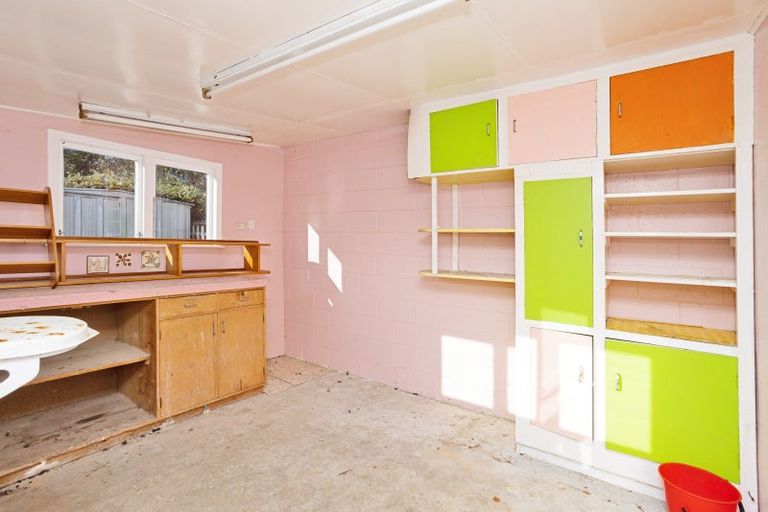 Photo of property in 765 Queens Drive, Waikiwi, Invercargill, 9810