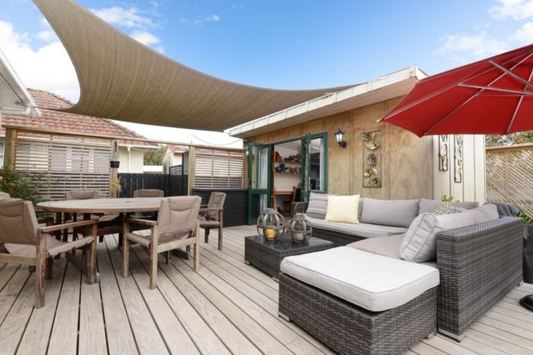 Photo of property in 33 Churchill Avenue, Maeroa, Hamilton, 3200