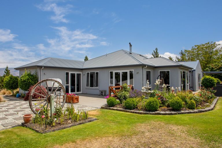 Photo of property in 160a Letts Gully Road, Letts Gully, Alexandra, 9393