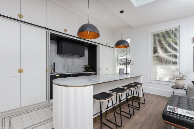 Photo of property in 28 Nile Street, Nelson, 7010