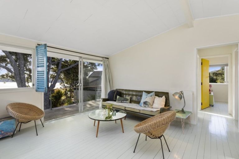 Photo of property in 96 Ngataringa Road, Devonport, Auckland, 0624