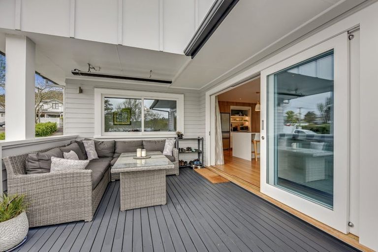 Photo of property in 114 Kawai Street, Nelson South, Nelson, 7010
