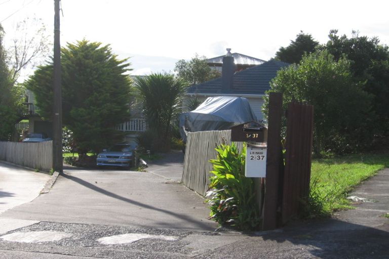 Photo of property in 2/37 Toru Street, Te Atatu Peninsula, Auckland, 0610