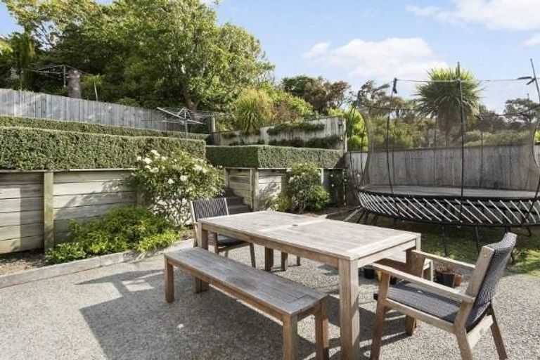Photo of property in 13 Firth Terrace, Karori, Wellington, 6012