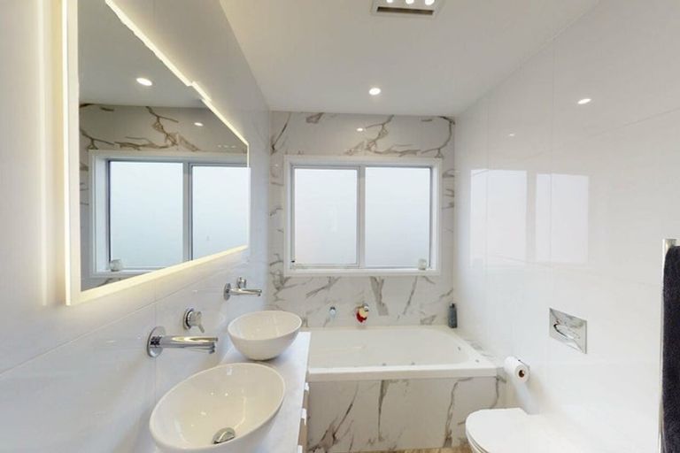 Photo of property in 9 Birkhall Grove, Strathmore Park, Wellington, 6022