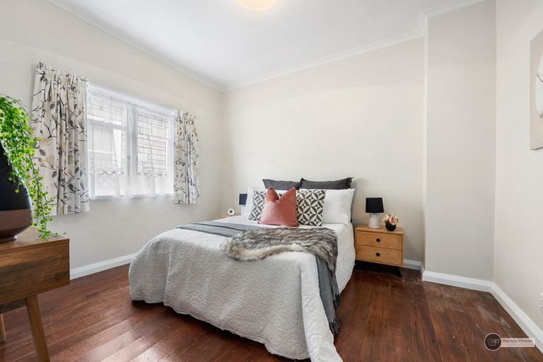 Photo of property in 20 Waikare Avenue, Waiwhetu, Lower Hutt, 5010