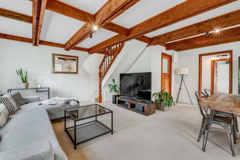 Photo of property in 48 D'oyly Drive, Stanmore Bay, Whangaparaoa, 0932