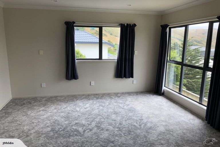 Photo of property in 55 Erlestoke Crescent, Churton Park, Wellington, 6037