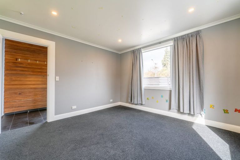 Photo of property in 31 Richard Pearse Drive, Temuka, 7920