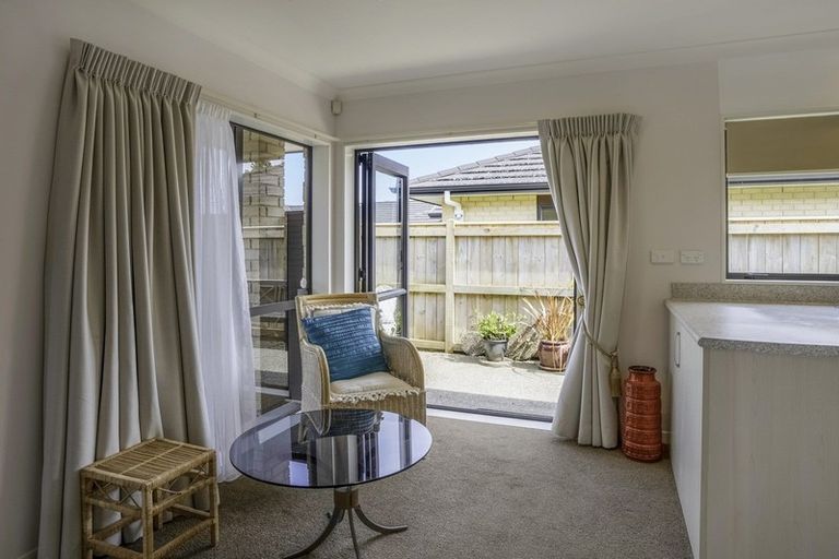 Photo of property in 8 Ian Peter Way, Otaki, 5512