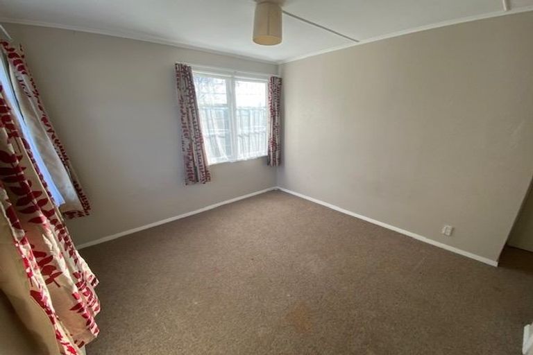 Photo of property in 11 Chittick Street, Stokes Valley, Lower Hutt, 5019