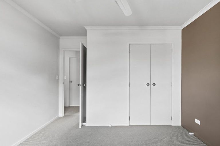 Photo of property in 5 Holcroft Place, Huntington, Hamilton, 3210