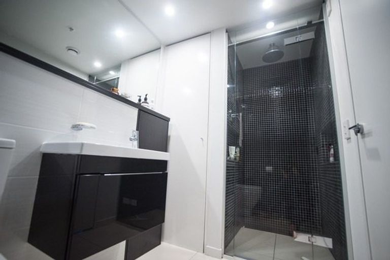 Photo of property in Nouvo Apartments, 5c/21 Rugby Street, Mount Cook, Wellington, 6021