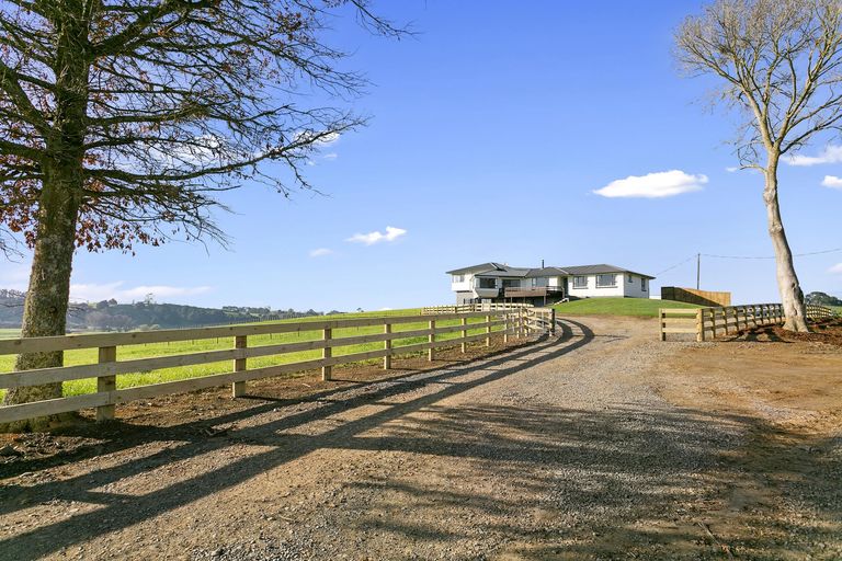 Photo of property in 163 Starkey Road, Morrinsville, 3371