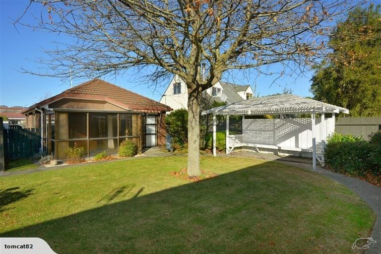 Photo of property in 10/218 Lincoln Road, Addington, Christchurch, 8024