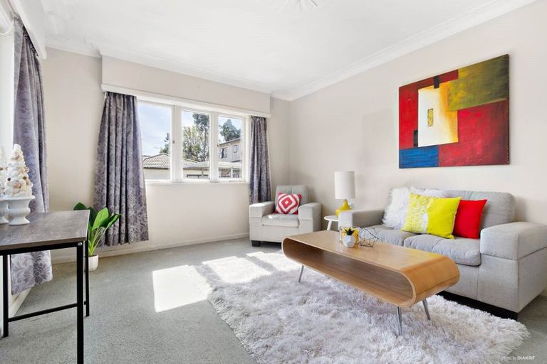 Photo of property in 17a Kereru Street, Henderson, Auckland, 0612