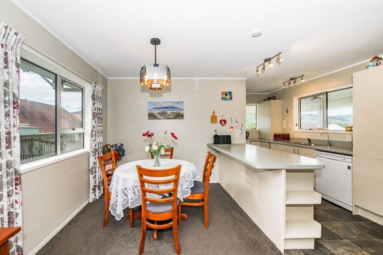 Photo of property in 109a Hillcrest Road, Raumati Beach, Paraparaumu, 5032
