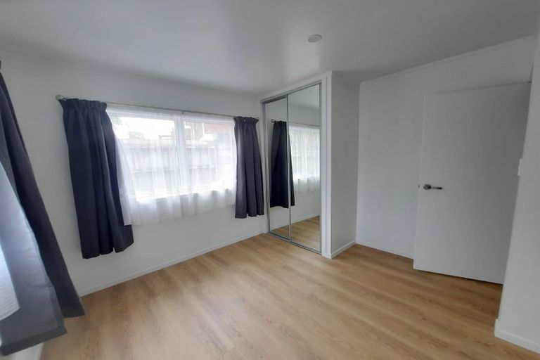 Photo of property in 5b Rosebank Road, Avondale, Auckland, 1026