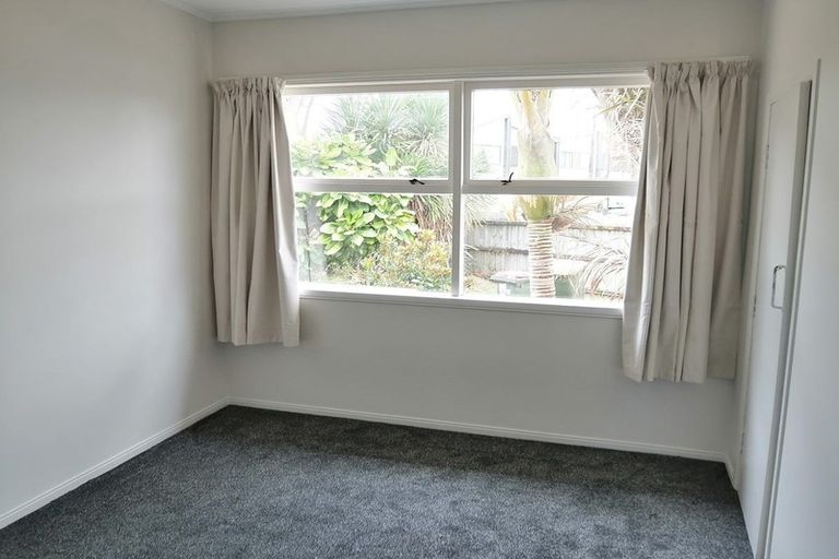 Photo of property in 13a Tiraumea Drive, Pakuranga, Auckland, 2010