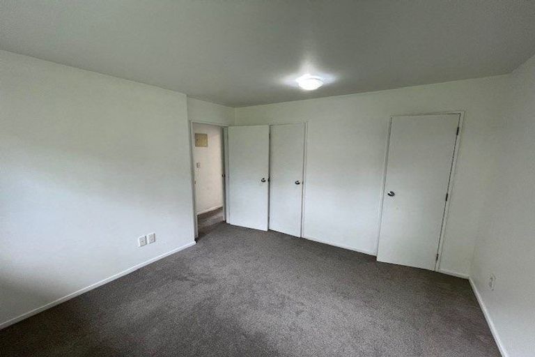 Photo of property in 49 Bronzewing Terrace, Unsworth Heights, Auckland, 0632