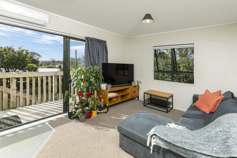 Photo of property in 346a Swanson Road, Ranui, Auckland, 0612