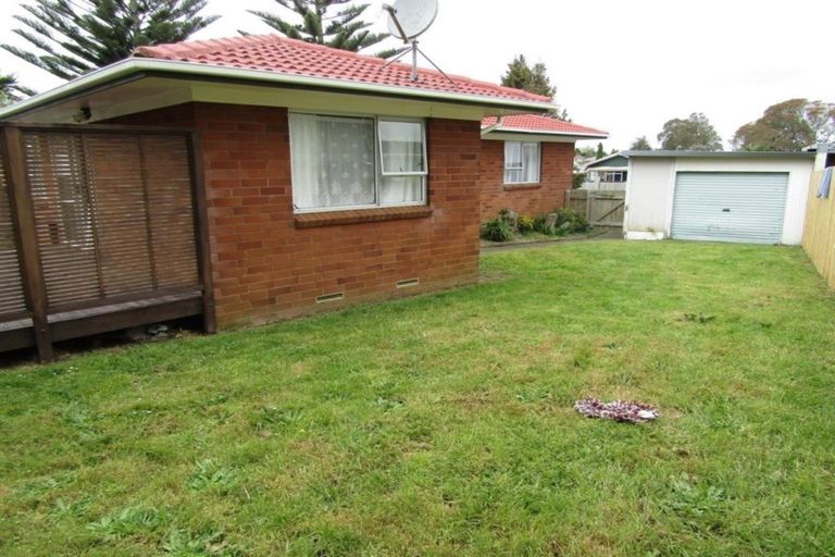 Photo of property in 121 Mahia Road, Wattle Downs, Auckland, 2103